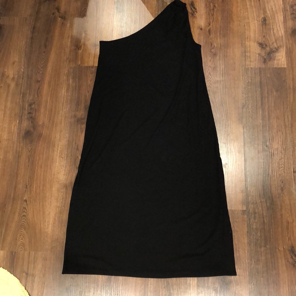 4. The Drop | NWT Ribbed One Shoulder Maxi Dress - Picture 5 of 13